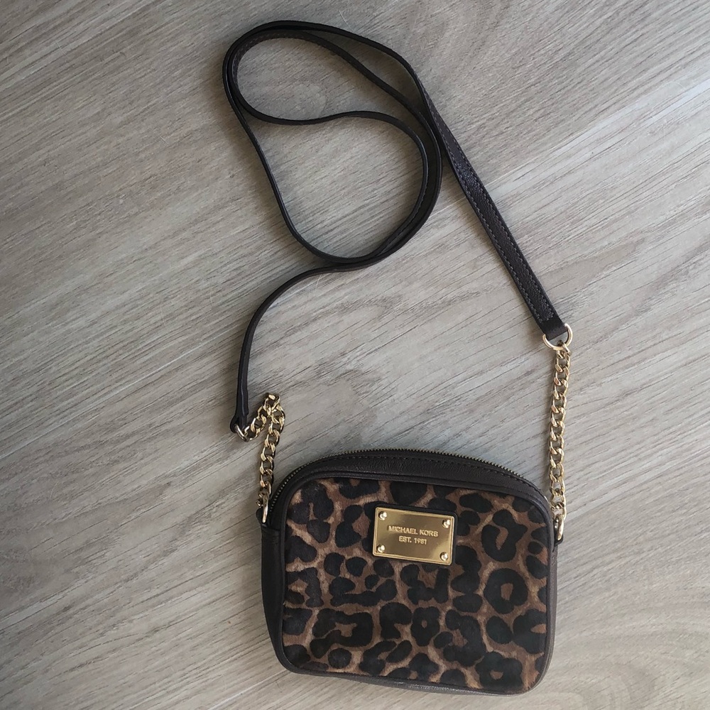Cheetah print cross body bag